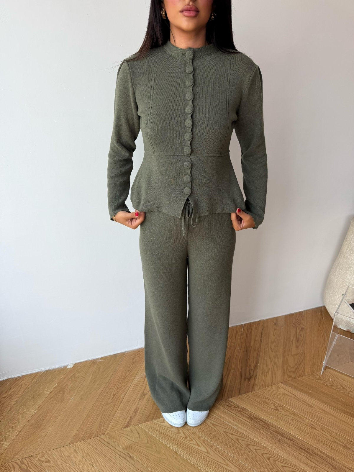 Tommy Set - Κυπαρισσί-thumbmail-1