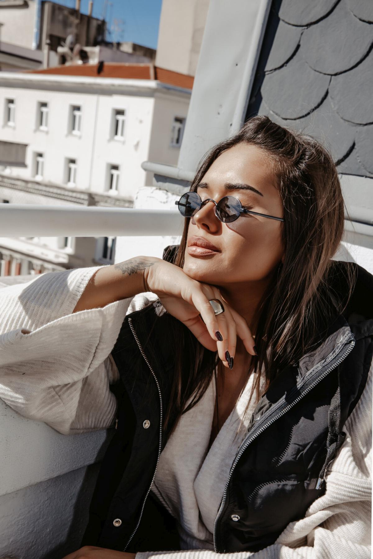 London Sunglasses Black-thumbmail-3
