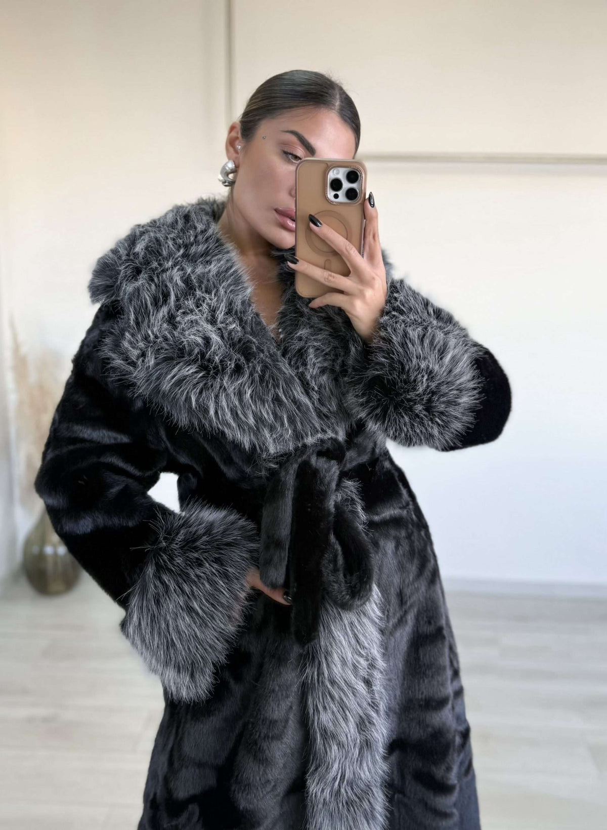 Melina Fur - Μαύρο