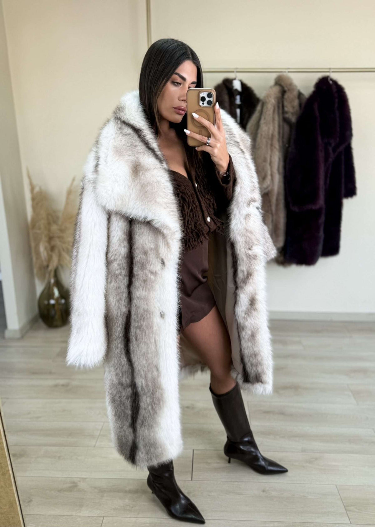 Konny Fur - Εκρού-thumbmail-3